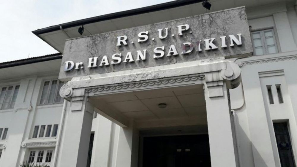 Guru di Sukabumi Lumpuh Usai Vaksinasi COVID Jalani Perawatan di RSHS