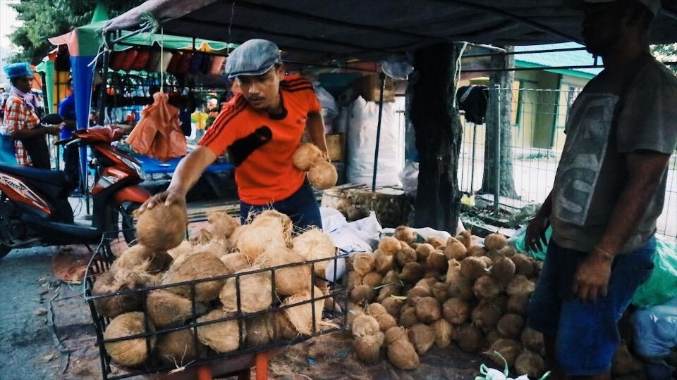 [FOTO] Mengintip Uniknya Pasar Onan Balige di Pinggir Danau Toba