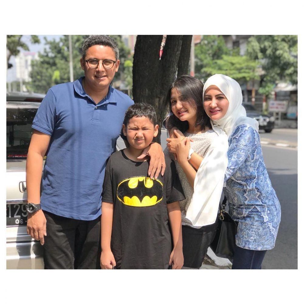 Jarang Terekspos, Ini 10 Potret Natalie Sarah Saat Bersama Suami