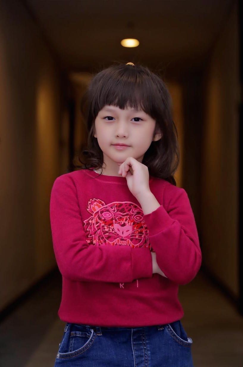 10 Pesona Elea Putri Ussy - Andhika yang Makin Mirip Artis Cilik Korea