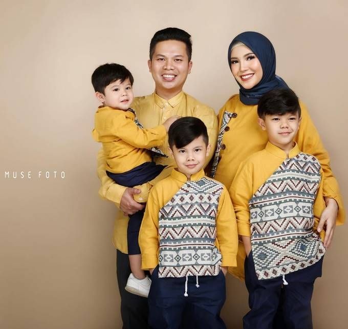 Tengah Hamil Anak Kembar, Inilah 10 Potret Maternity Ratna Galih