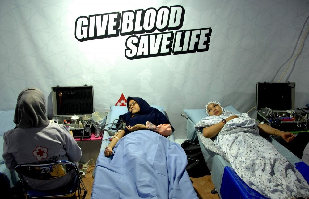Penuhi Kebutuhan Kantong Darah, PMI Makassar Sasar Jemaah Tarawih  