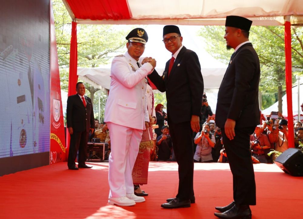 Gubernur Nurdin Resmi Lantik Iqbal Suaeb sebagai Pj Wali Kota Makassar