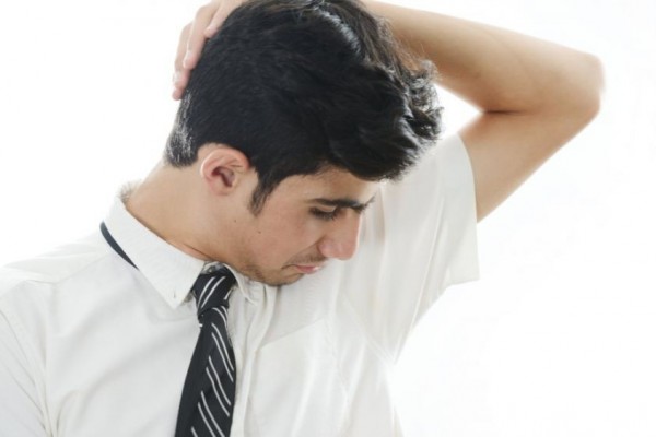 7 Bahan Aneh Pengharum Ketiak Sebelum Ada Deodoran, Rela Mencobanya?