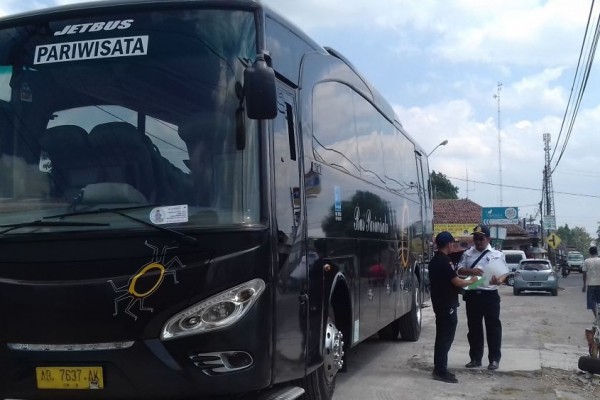 Tiket Pesawat Mahal Mengapa Pengusaha Bus Pesimis Pemudik Naik Bus 2957