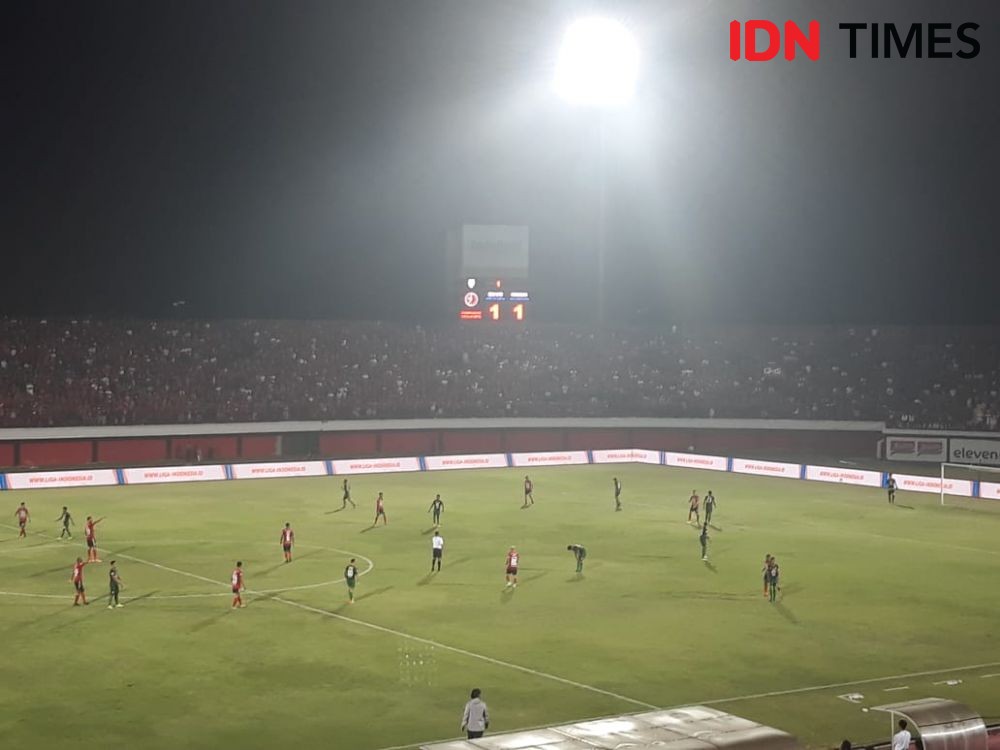 Bali United Benamkan Persebaya 2-1 di Stadion Dipta