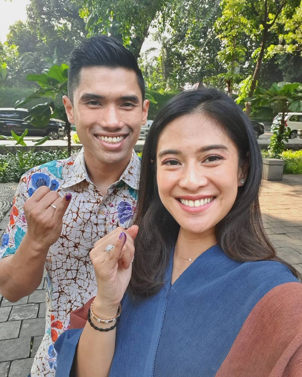 Anniversary Ke 9 Ini 10 Perjalanan Cinta Dian Sastro And Suami