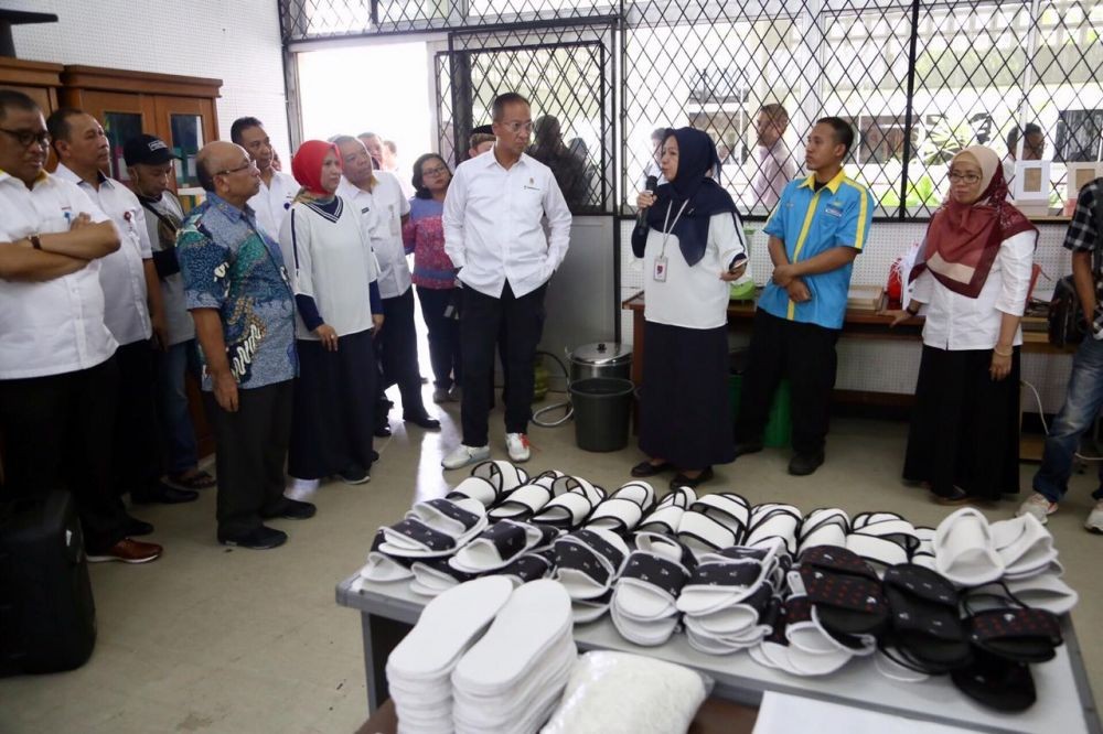 120 Penyandang Disabilitas Terima Bantuan Modal Usaha dari Kemensos