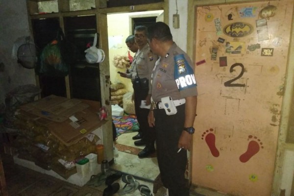 Jarang Dijenguk Keluarga, Pria Ini Ditemukan Tewas di Kamar Kos