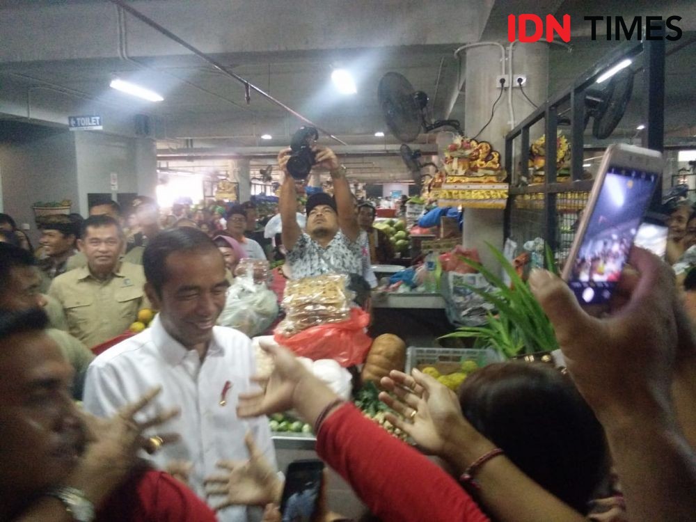 Terpilih Lagi, Jokowi Janji Perkuat Desa Adat & Infrastruktur di Bali