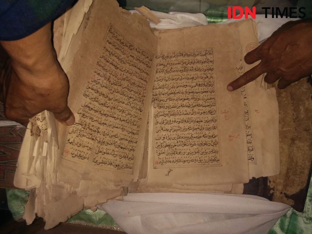 Masjid dan Al Qur'an Ini Jadi Bukti Persaudaraan Islam-Hindu di Bali