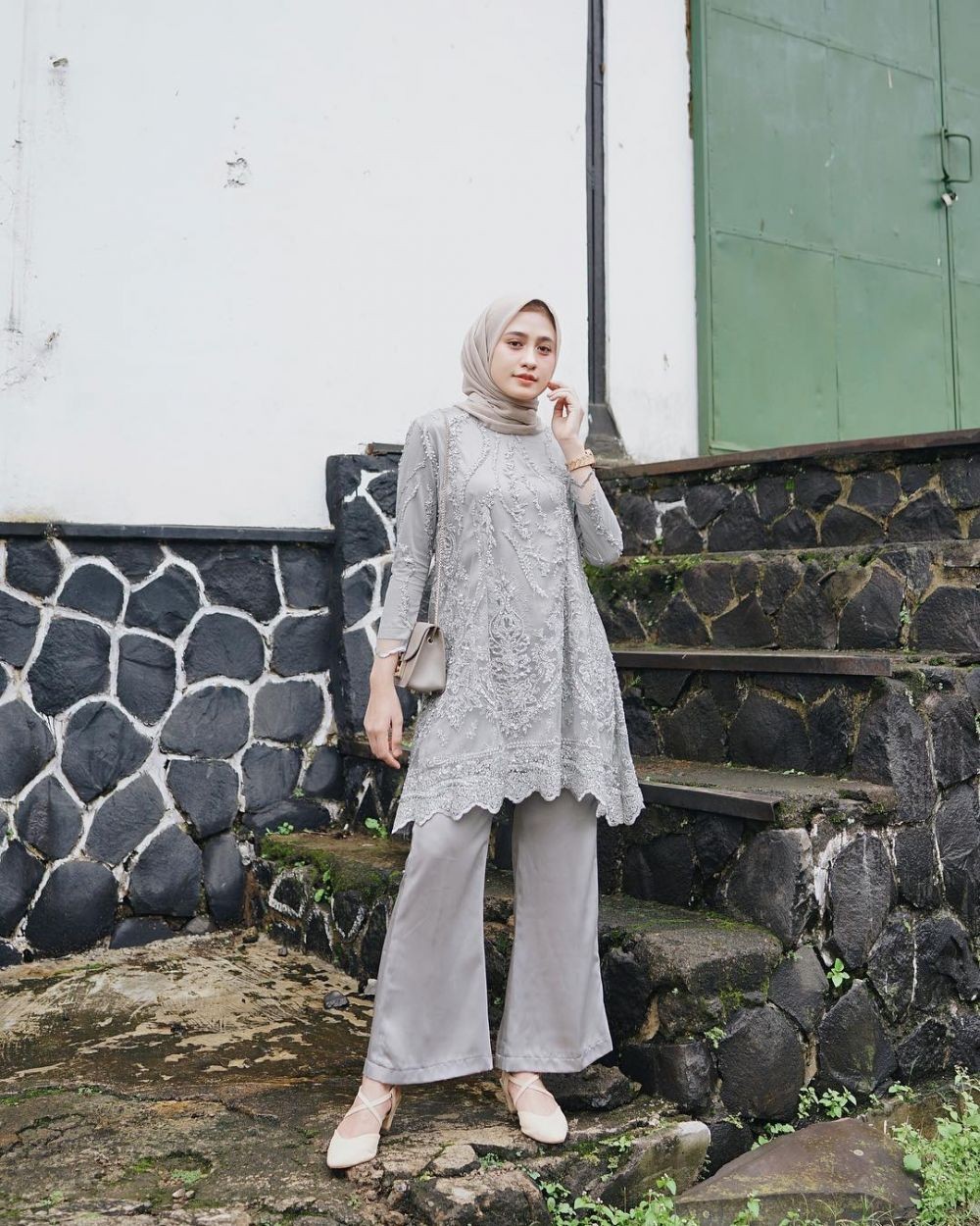 Ootd Tunik : OOTD TUNIK DAN ROK PLISKET TERBARU 2020 | OUTFIT TUNIK ROK