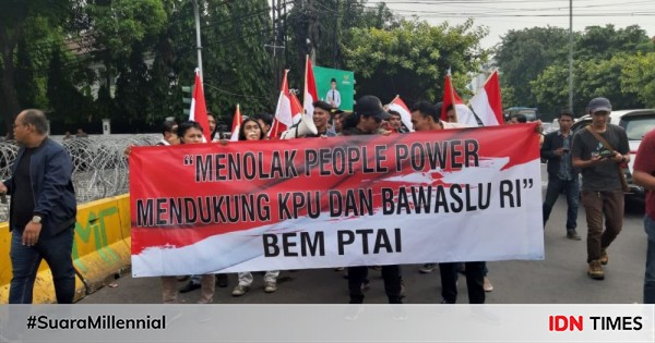 Tolak people power, bem ptai gelar aksi di kantor kpu dan bawaslu 