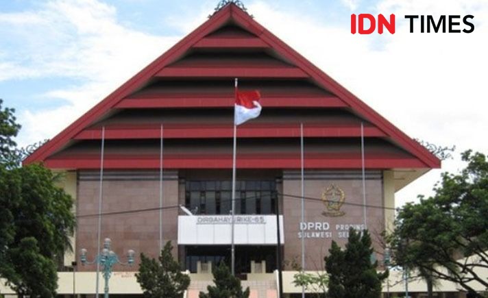 DPRD Sulsel Minta Pengadaan Pin Emas Phinisi Dibatalkan  