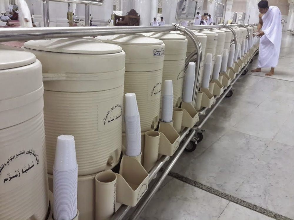 Ini 10 Fakta dari Kandungan Air Zamzam yang Baik untuk Kesehatan Kamu