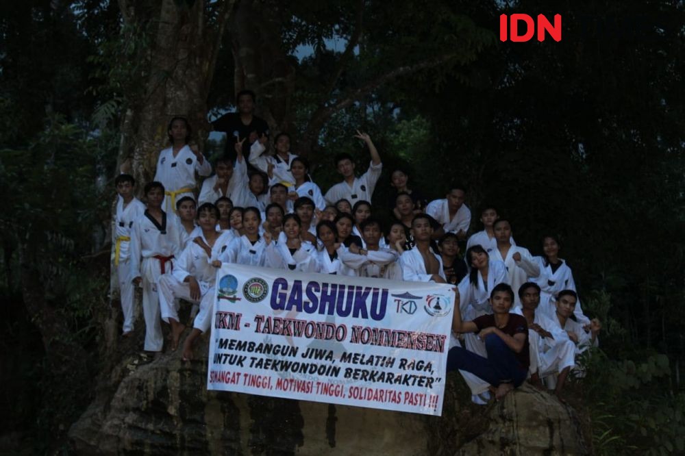 Taekwondoin Nommensen Gelar Latihan dan Aksi Sosial di Alam Bebas