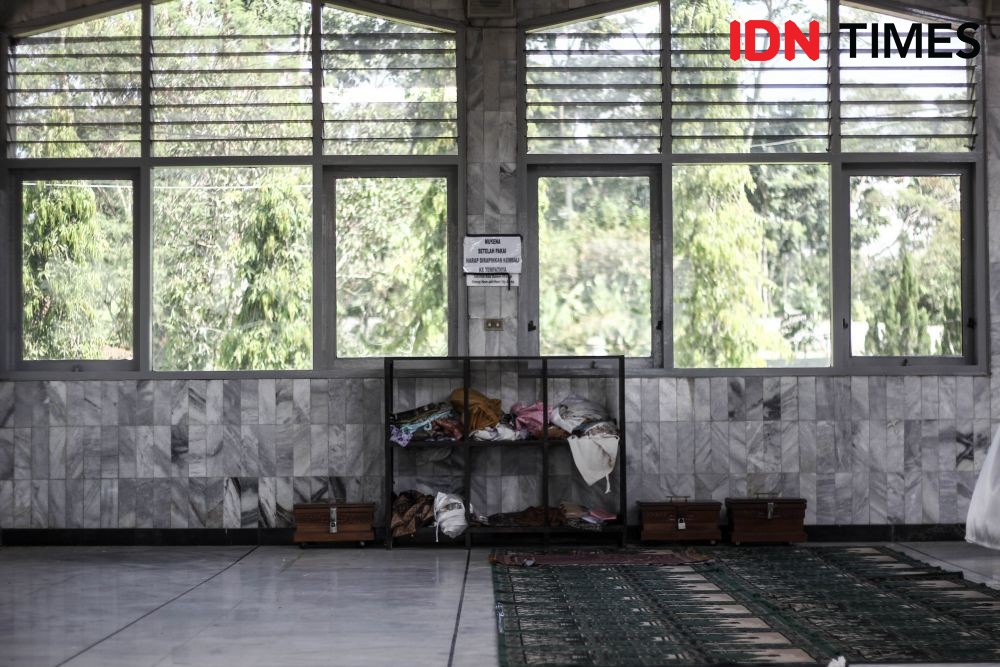 [FOTO] Masjid Itje, Nazar Dangdut, dan Tempat Pemudik Istirahat