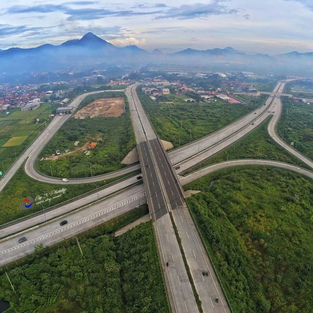 8 Jalan  Tol  Paling Indah di  Indonesia  Mudik Jadi Lebih 