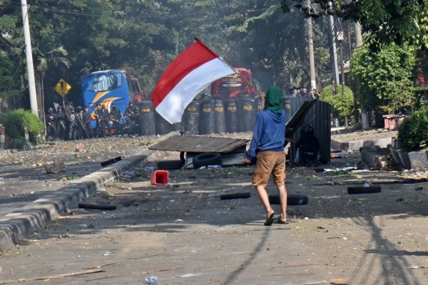 Wartawan IDN Times Diinterogasi Massa saat Petamburan-Slipi Memanas