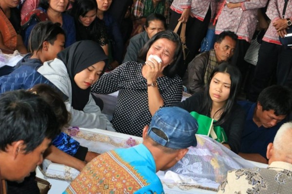 Empat Korban Sambaran Petir di Simalungun Dikebumikan Satu Tempat