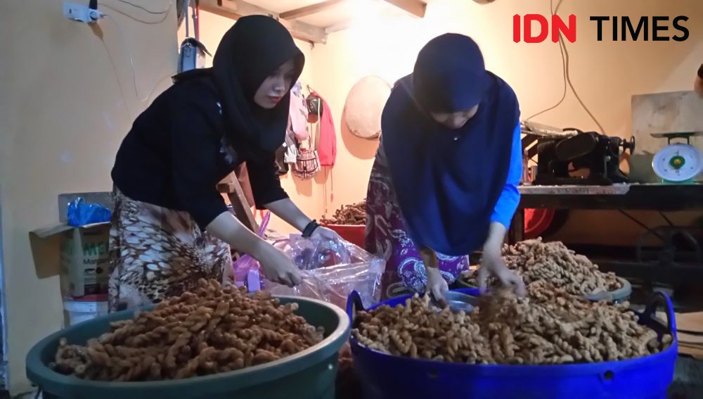 Kue Tali-tali Khas Makassar Kian Diminati Jelang Lebaran