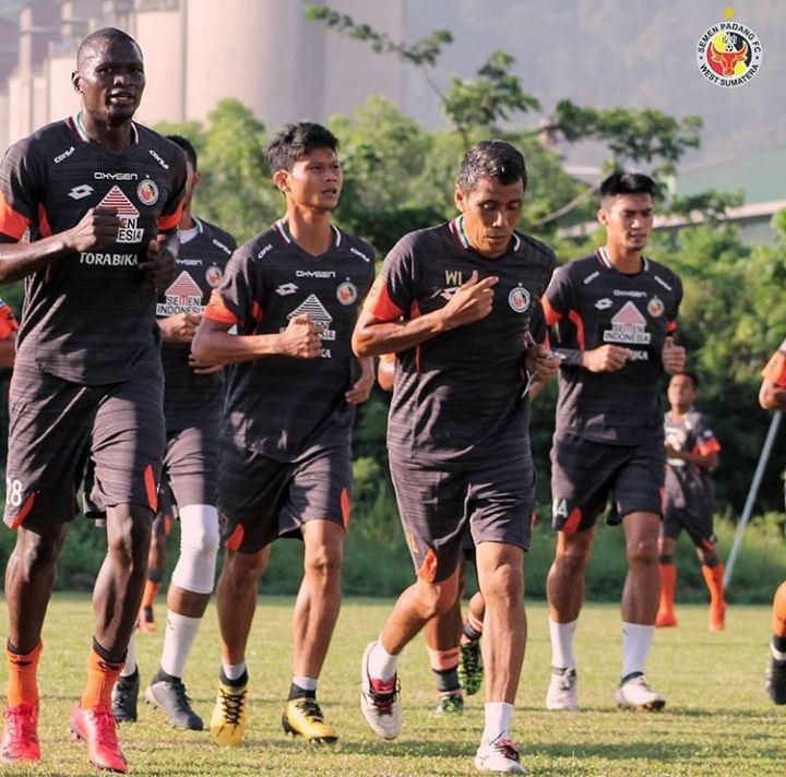 Semen Padang Tak Mau Jemawa Meski Arema FC sedang Pincang
