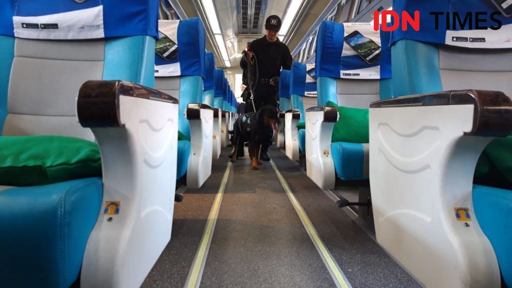 Jelang Larangan Mudik, Penumpang Bus dan Kereta Api Masih Lengang