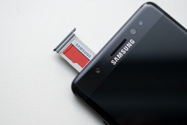 7 Kerugian Memakai SD Card di Handphone Android, Masih Mau Pakai?