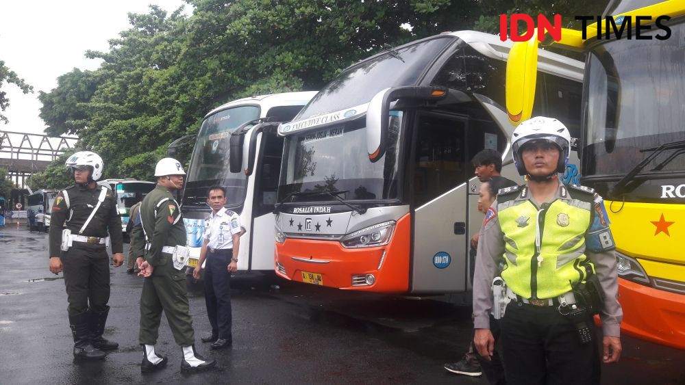 Arus Mudik, Dishub Sleman Lakukan Ramp Check Bus di Terminal Jombor