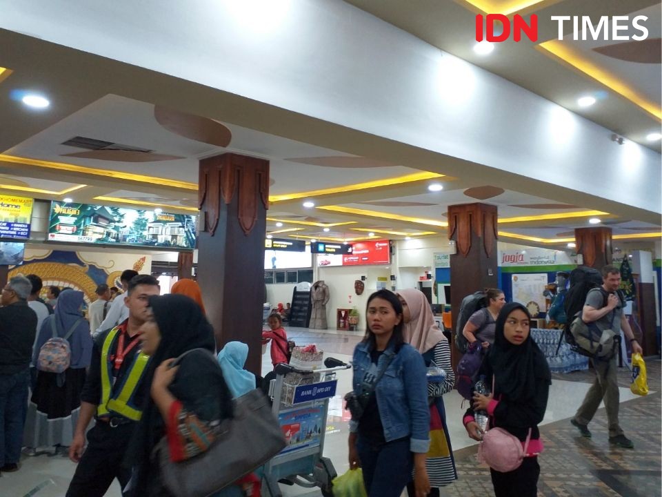 H-7 Lebaran, Arus Mudik di Bandara Hasanuddin Masih Lengang  