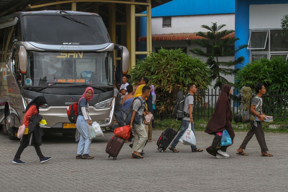 Mudik Dilarang, Nasib Pengusaha Bus AKAP Semakin Terpuruk 