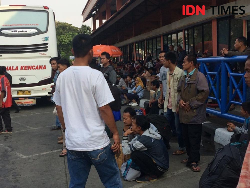 85 Bus Trans Metro Pasundan Mengaspal di Wilayah Bandung Raya
