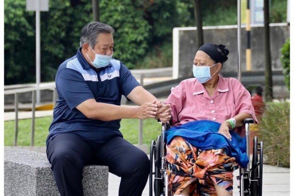 Kenangan Terakhir Andi Mallarangeng Bersama Ani Yudhoyono