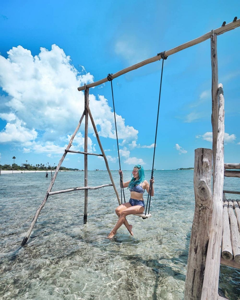 Hobi Menyelam, Ini 12 Potret Eksotis Travel Blogger Marischka Prudence