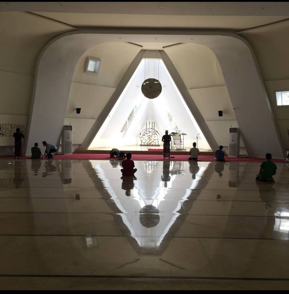 Ini Penampakan Masjid Al-Safar yang Viral Dituding Simbol Iluminati