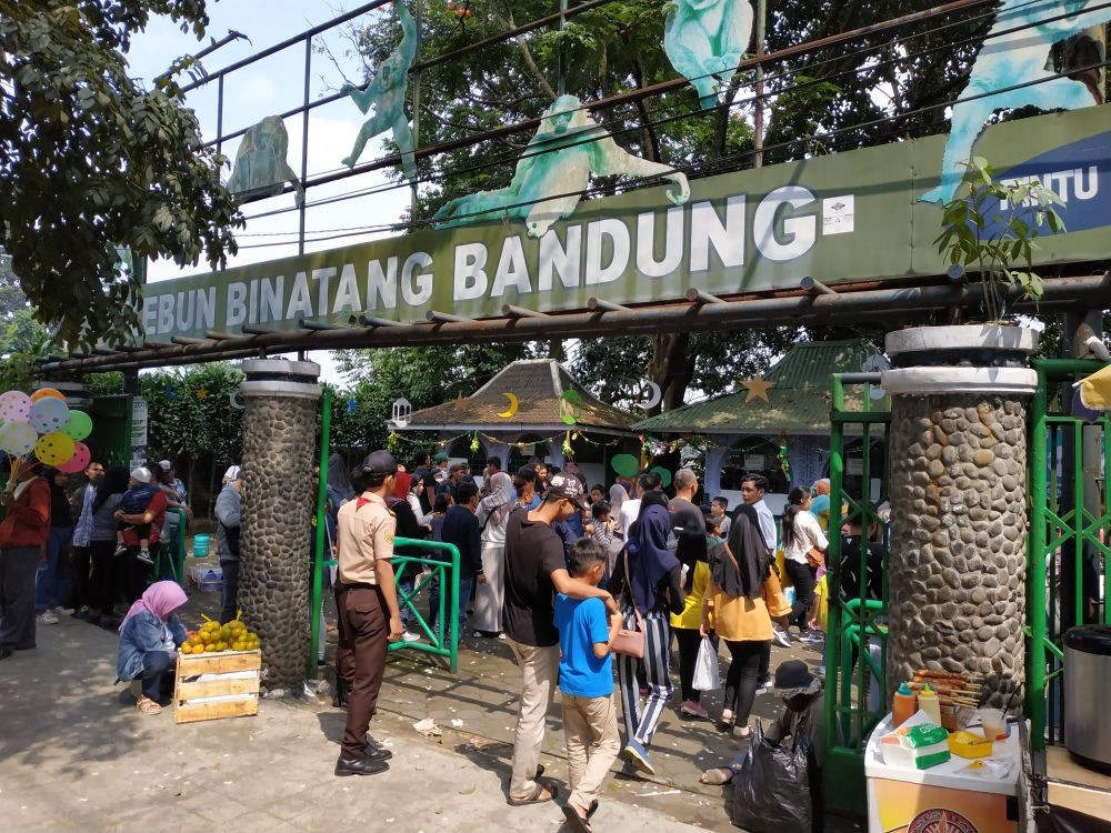 Tarik Ulur Penyegelan Bandung Zoo, YMT: Bisa Melanggar Hukum