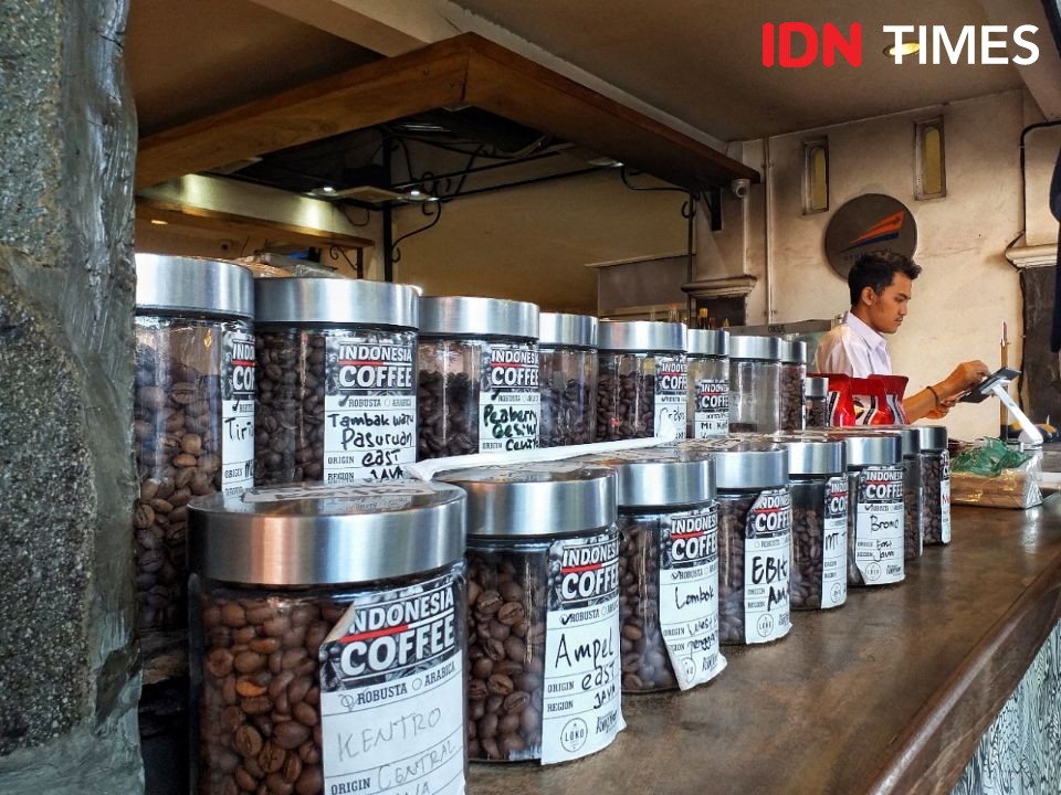 Tak Perlu Jauh-Jauh, Kopi Seantero Nusantara Ada di Loko Coffee