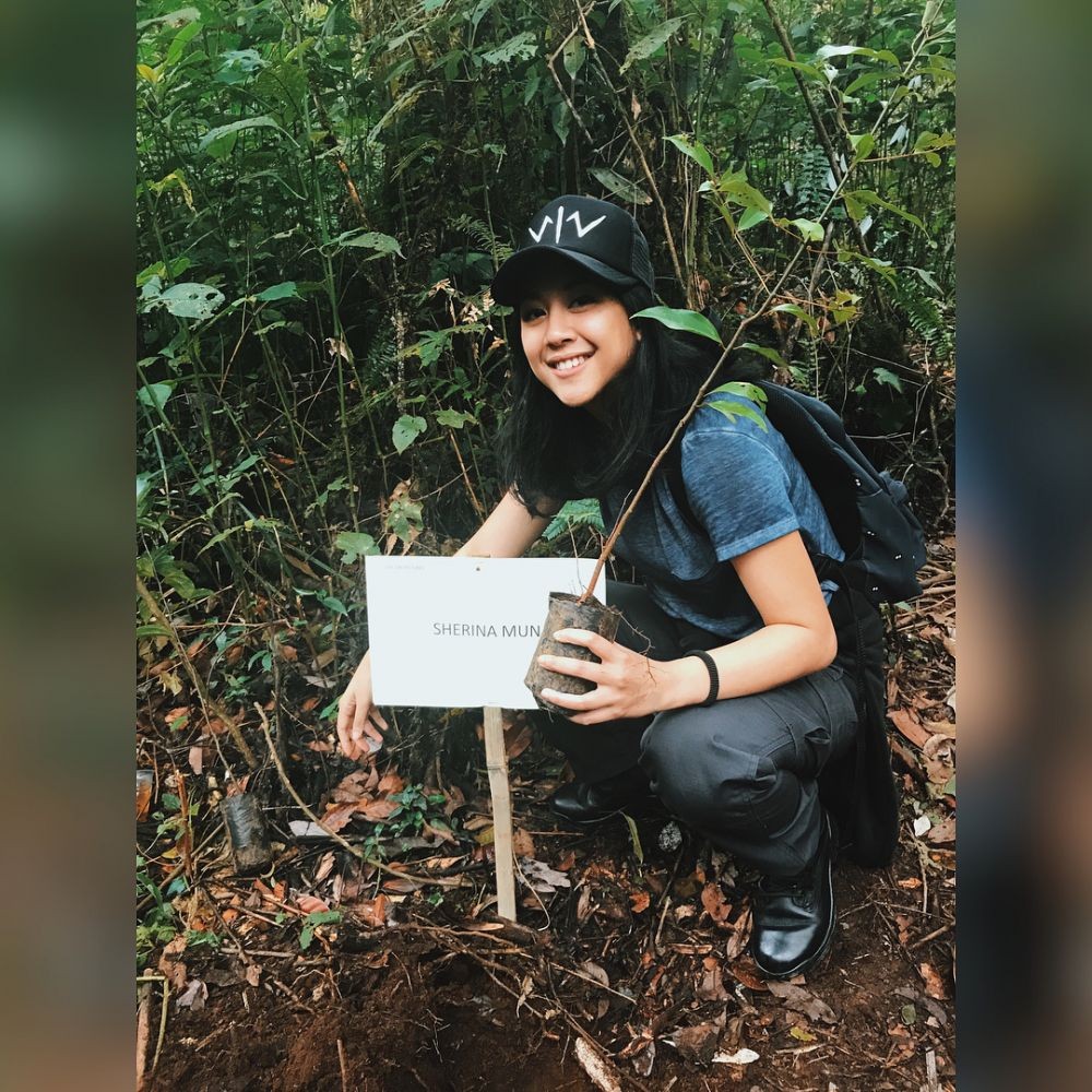 Genap 29 Tahun, 10 Transformasi Sherina Munaf Dari Kecil Hingga Dewasa