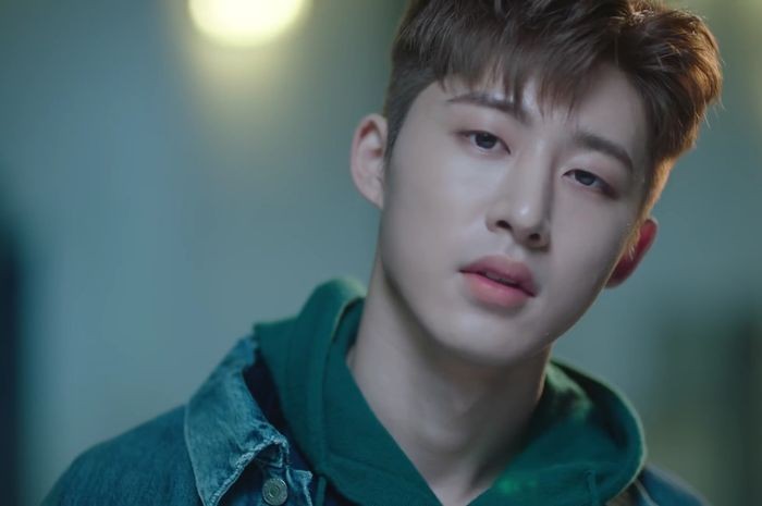 10 Fakta B.I Sang Komposer & Leader IKON Yang Terkait Kasus Narkoba