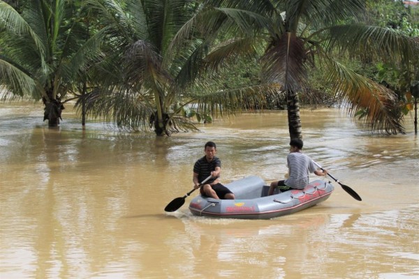 FOTO: Sepekan, Banjir di Sulawesi Tenggara Tak Kunjung Surut
