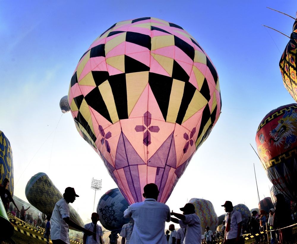 [FOTO] Meriahnya Festival Balon Udara di Pekalongan, Keren! 