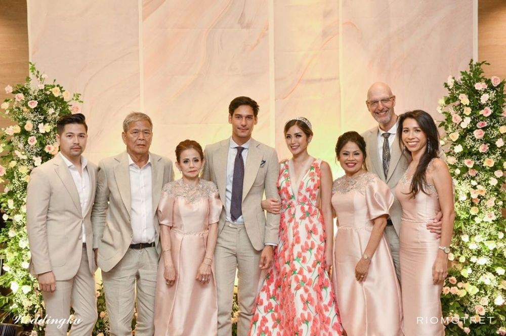 6500 Koleksi Gambar Romantis Tunangan HD