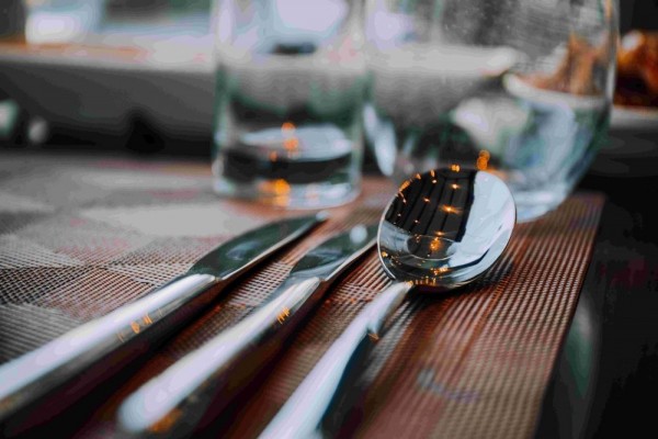 10 Tips dan Trik Table Manner untuk Perjamuan Resmi yang Kadang Lupa