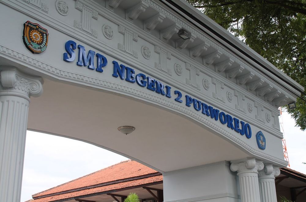 Takut Kuota PPDB Habis, Orang Tua Menginap di Trotoar SMPN 2 Purworejo