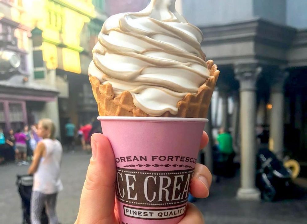 10 Makanan & Minuman Unik yang Wajib Dicoba Saat ke Harry Potter World