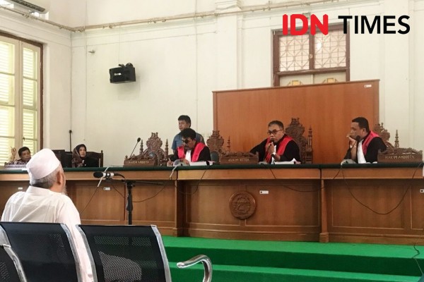 Mantan Panglima Laskar Jihad Jalani Sidang Perdana di Makassar