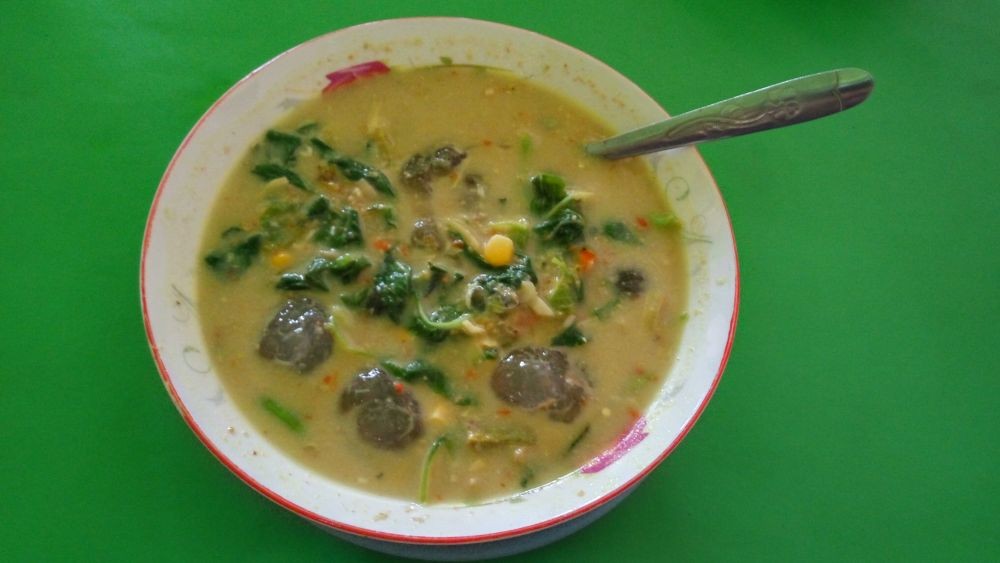 10 Makanan Khas Makassar Ini Wajib Dicoba, Selain Coto!