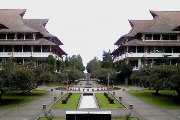 30 Calon Siap Bersaing Jadi Rektor Baru ITB, Ini Nominenya