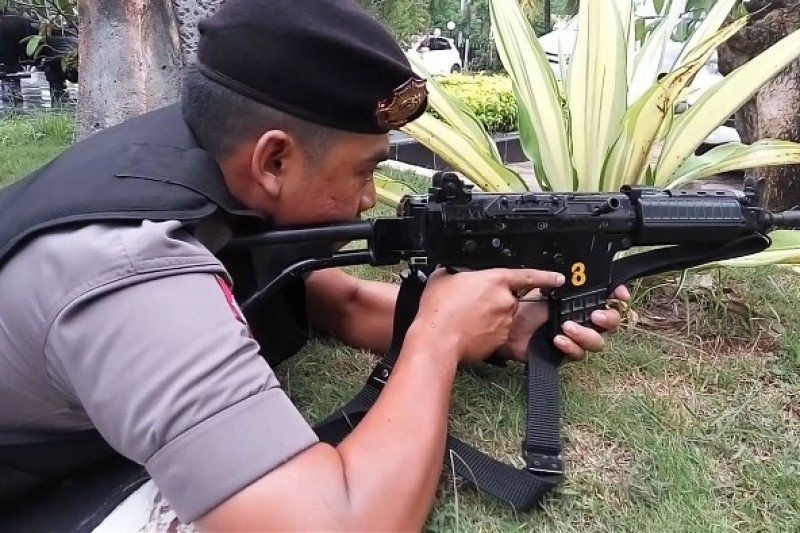 Polisi Temukan Senjata SS1 Hingga  Topeng Wajah Manusia di Kuta