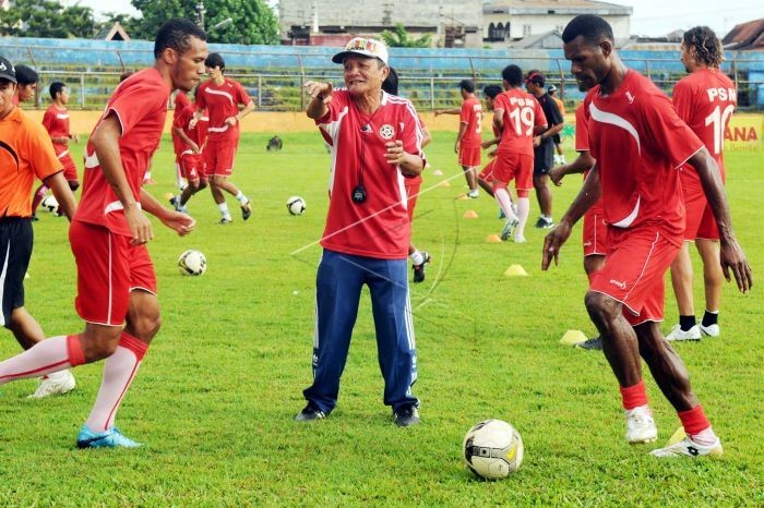 In Memoriam Tumpak Sihite, Penyelamat PSM dari Mimpi Buruk Degradasi